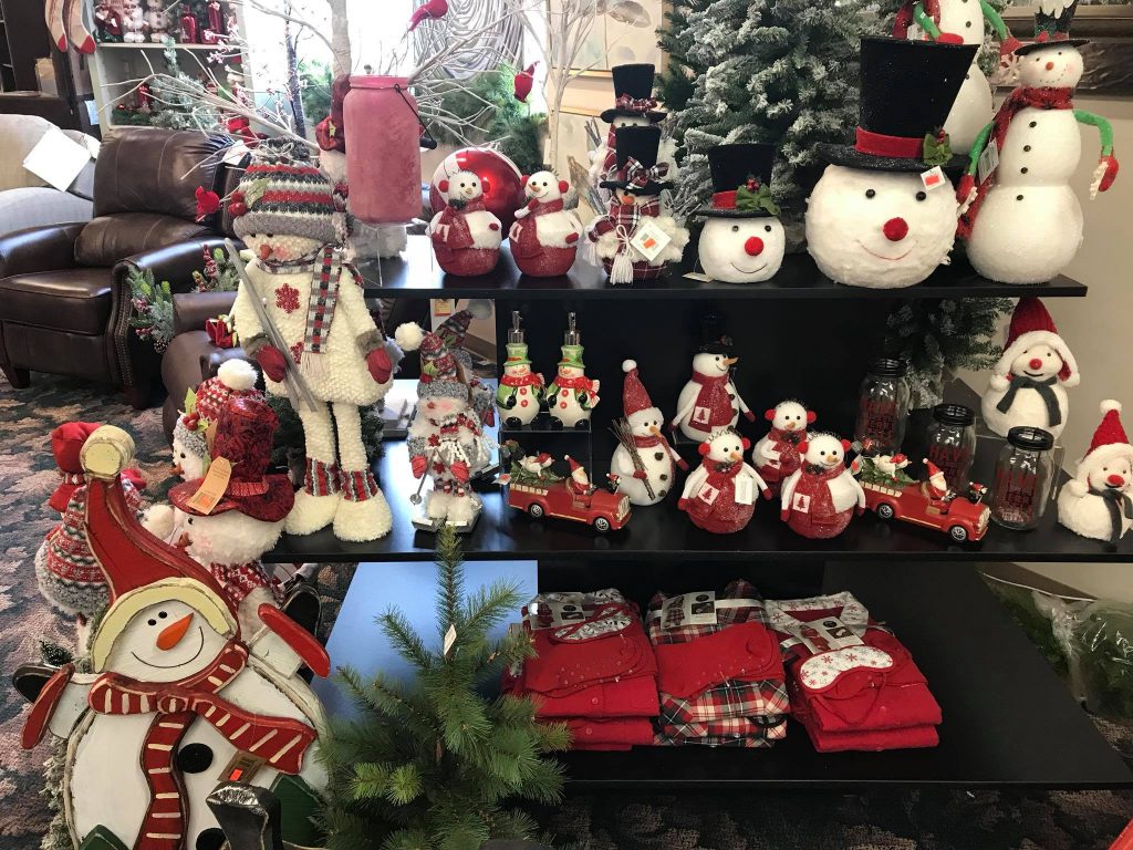 4 Christmas wonderlands open now: Holly Jolly Christmas Shop – 614NOW