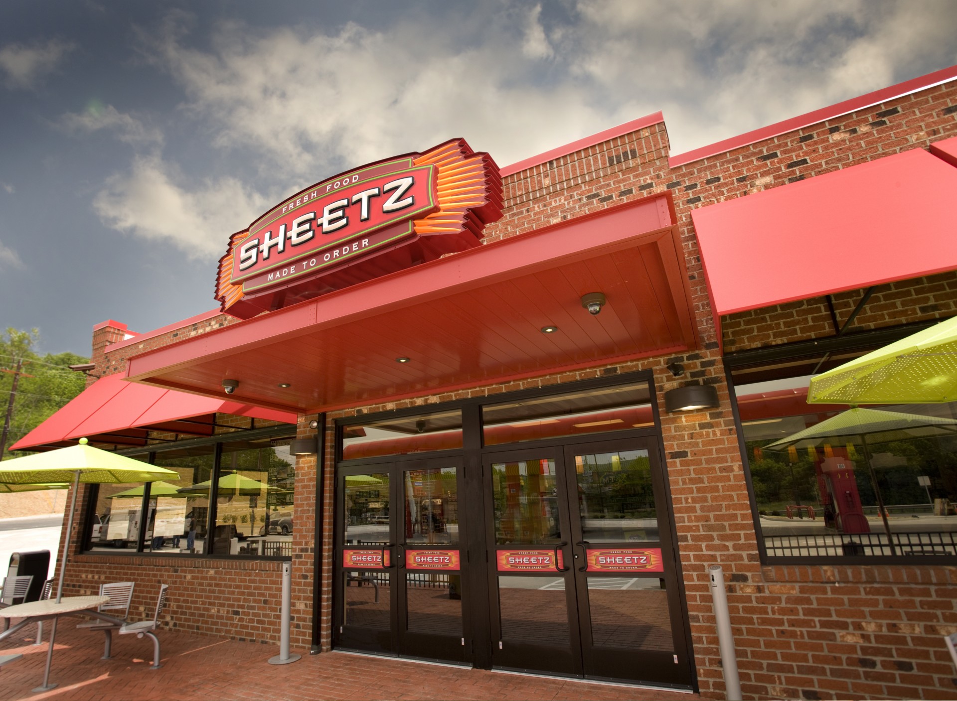 Get the details on the opening of the newest Sheetz 614NOW