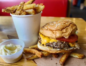 Popular, national burger chain opening new central Ohio location